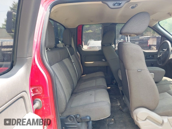 2010 Ford F-150 XL z VIN 1FTEX1EW7AFA76074, wystawiony jako IAAI lot #42437490 z przebiegiem 210 111 mil mil oraz . Historia ofert i sprzedaży dostępna na DreamBid. Obrazek 8.