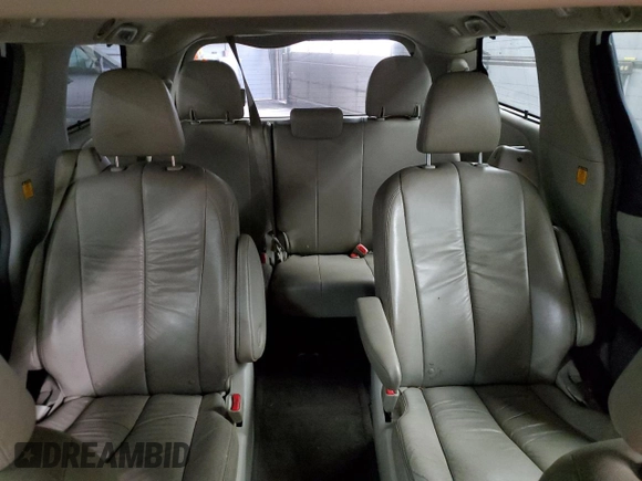 2011 Toyota Sienna XLE with VIN 5TDDK3DC6BS026183, listed as a Copart auction lot 51913375 with 149,396 mi miles and Clean Title. Bid and sale history available at carsss.com. Image 10.