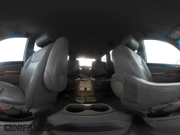 2008 Toyota Sienna XLE with VIN 5TDBK22C98S017300, listed as a IAAI auction lot 41433777 with 248,602 mi miles. Bid and sale history available at carsss.com. Image 18.