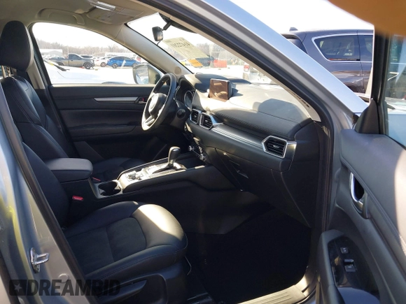 2019 Mazda CX-5 Touring with VIN JM3KFACM8K1602886, listed as a IAAI auction lot 41472201 with 28,431 mi miles. Bid and sale history available at carsss.com. Image 5.