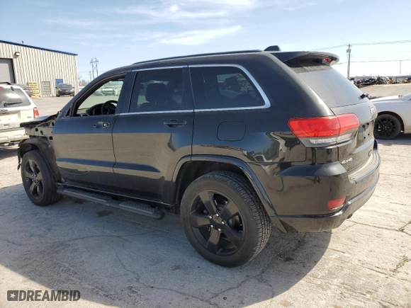 2015 Jeep Grand Cherokee Laredo with VIN 1C4RJFAG0FC720473, listed as a Copart auction lot 50018345 with 104,161 mi miles and Salvage Title. Bid and sale history available at carsss.com. Image 2.