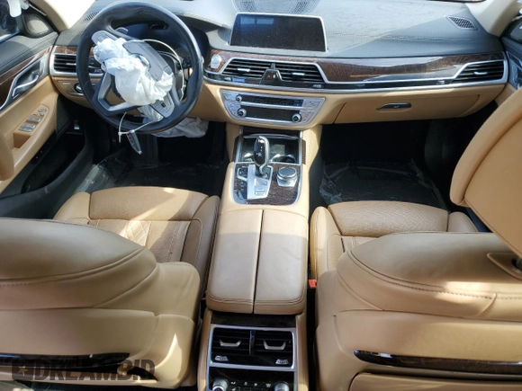 2020 BMW 7 Series 750i xDrive с VIN WBA7U2C02LGM27019, выставлен на аукционе Copart как лот 54122615 с пробегом Не указан миль и Списание • Salvage title. История ставок и продаж доступна на DreamBid. Изображение 8.