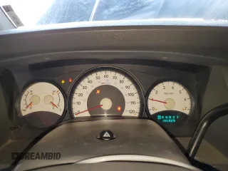 2005 Dodge Durango SXT z VIN 1D4HD38K25F585086, wystawiony jako Copart lot #89017805 z przebiegiem 195 929 mil mil oraz Szkoda całkowita • Salvage title. Historia ofert i sprzedaży dostępna na DreamBid. Obrazek 9.