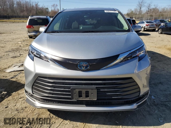 2021 Toyota Sienna LE with VIN 5TDKRKEC3MS034885, listed as a Copart auction lot 49677145 with 166,026 mi miles and Salvage Title. Bid and sale history available at carsss.com. Image 5.