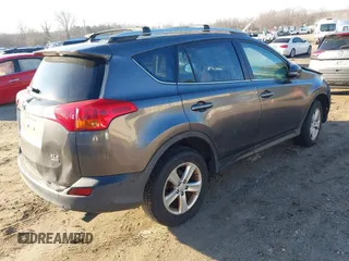 2014 Toyota RAV4 XLE with VIN 2T3RFREV0EW173776, listed as a IAAI auction lot 41644446 with 170,431 mi miles. Bid and sale history available at carsss.com. Image 4.