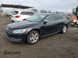 2013 Volkswagen Passat SE with VIN 1VWBH7A33DC026726, listed as a Copart auction lot 51004005 with 182,159 mi miles and Salvage title. Bid and sale history available at DreamBid. Image 1.
