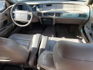 1993 Mercury Sable z VIN 1MELM5849PA655685, wystawiony jako Copart lot #85732984 z przebiegiem 98 081 mil mil oraz Tytuł czysty. Historia ofert i sprzedaży dostępna na DreamBid. Obrazek 8.