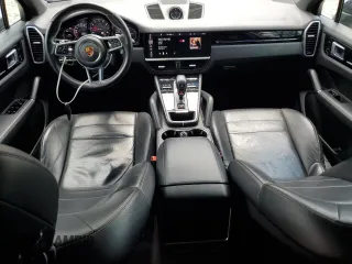 2019 Porsche Cayenne z VIN WP1AA2AY8KDA04454, wystawiony jako Copart lot #56534555 z przebiegiem 69 834 mil mil oraz Szkoda całkowita • Salvage title. Historia ofert i sprzedaży dostępna na DreamBid. Obrazek 8.