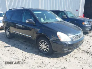 2011 Kia Sedona EX with VIN KNDMH4C76B6398261, listed as a IAAI auction lot 41894696 with 180,297 mi miles. Bid and sale history available at carsss.com. Image 1.