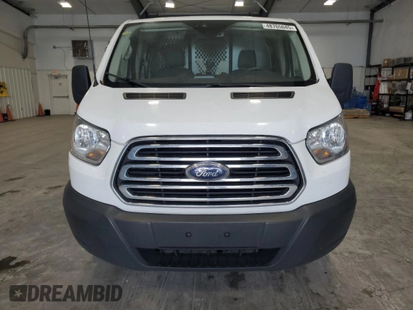 2019 Ford Transit z VIN 1FTYR1ZM9KKB51799, wystawiony jako Copart lot #48765045 z przebiegiem 261 954 mil mil oraz Szkoda całkowita • Salvage title. Historia ofert i sprzedaży dostępna na DreamBid. Obrazek 5.