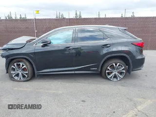 2022 Lexus RX with VIN 2T2HGMDA1NC090258, listed as a IAAI auction lot 36253855 with 8,565 mi miles. Bid and sale history available at carsss.com. Image 13.