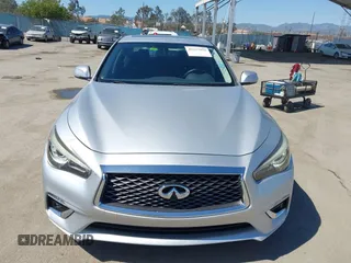 2018 Infiniti Q50 Luxe z VIN JN1EV7AP5JM592164, wystawiony jako IAAI lot #42237910 z przebiegiem 39 553 mil mil oraz . Historia ofert i sprzedaży dostępna na DreamBid. Obrazek 12.