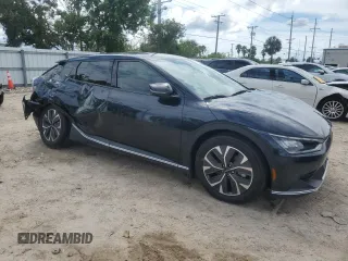 2022 Kia EV6 Light with VIN KNDC34LB9N5065576, listed as a Copart auction lot 70694694 with 18,546 mi miles and Non Repairable. Bid and sale history available at carsss.com. Image 4.