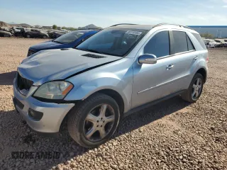 2008 Mercedes-Benz M 320 CDI with VIN 4JGBB22E58A404744, listed as a Copart auction lot 86118164 with 216,310 mi miles and Salvage Title. Bid and sale history available at carsss.com. Image 1.