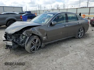 2006 Infiniti M45 with VIN JNKBY01E56M206975, listed as a Copart auction lot 70471024 with 147,485 mi miles and Salvage Title. Bid and sale history available at carsss.com. Image 1.