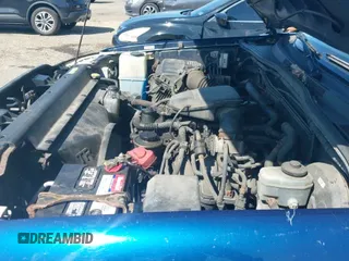 2008 Toyota Tacoma with VIN 5TEUX42N08Z583372, listed as a IAAI auction lot 43254907 with 238,454 mi miles and . Bid and sale history available at DreamBid. Image 19.