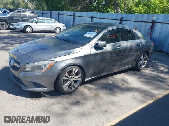 2014 Mercedes-Benz CLA 250 с VIN WDDSJ4EB4EN062413, выставлен на аукционе IAAI как лот 42537164 с пробегом Не указан миль и . История ставок и продаж доступна на DreamBid. Изображение 16.