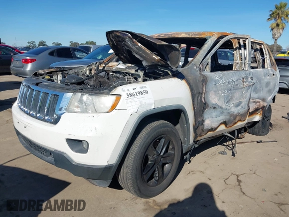 2011 Jeep Grand Cherokee Laredo with VIN 1J4RS4GG2BC618072, listed as a IAAI auction lot 38619850 with Not Provided miles and . Bid and sale history available at DreamBid. Image 2.