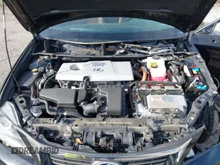 2011 Lexus CT 200h with VIN JTHKD5BH7B2040000, listed as a IAAI auction lot 41808004 with 130,006 mi miles and . Bid and sale history available at carsss.com. Image 10.