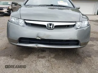 2008 Honda Civic LX z VIN 1HGFA16548L091849, wystawiony jako IAAI lot #42378104 z przebiegiem 74 981 mil mil oraz . Historia ofert i sprzedaży dostępna na DreamBid. Obrazek 6.