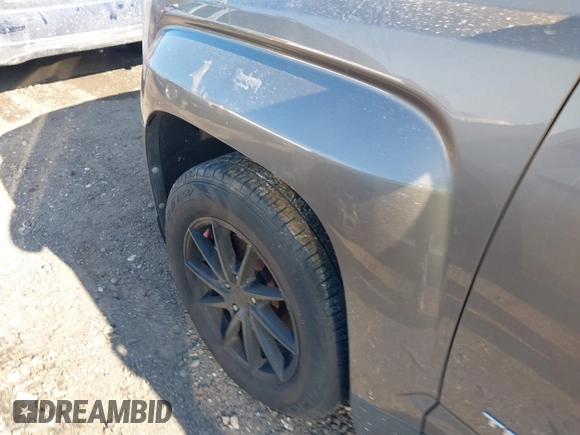 2010 GMC Terrain SLE-2 with VIN 2CTALDEW5A6300291, listed as a IAAI auction lot 41413640 with 999,999 mi miles. Bid and sale history available at carsss.com. Image 6.