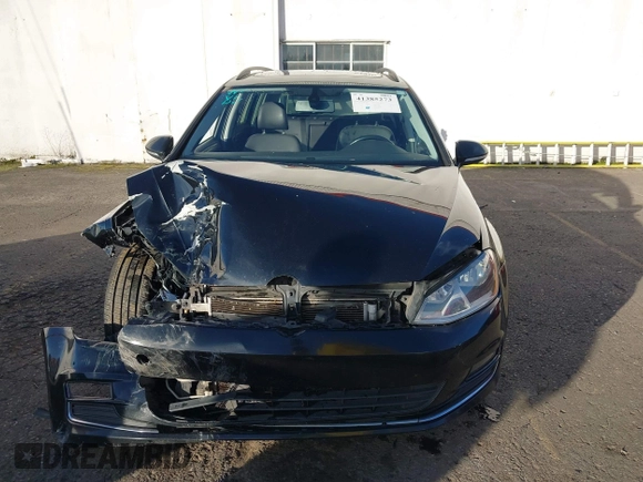2015 Volkswagen Golf SportWagen TSI SE with VIN 3VWC17AU0FM513448, listed as a IAAI auction lot 41385273 with 158,861 mi miles. Bid and sale history available at carsss.com. Image 12.
