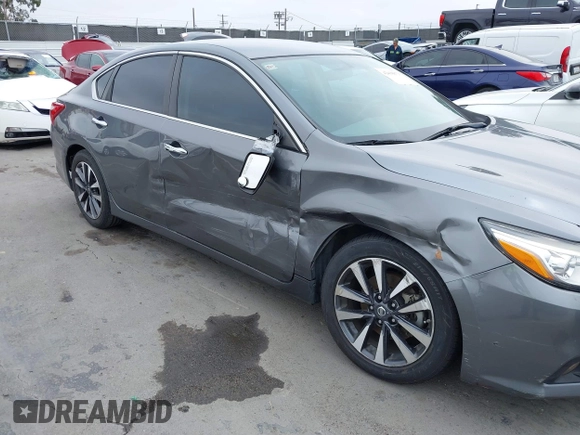 2016 Nissan Altima S z VIN 1N4AL3AP5GC131352, wystawiony jako IAAI lot #42418679 z przebiegiem 106 576 mil mil oraz . Historia ofert i sprzedaży dostępna na DreamBid. Obrazek 6.