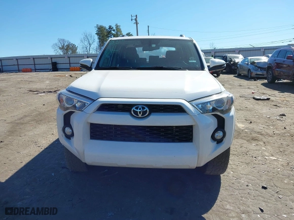 2019 Toyota 4Runner SR5 with VIN JTEZU5JR4K5209166, listed as a IAAI auction lot 41667608 with 61,507 mi miles. Bid and sale history available at carsss.com. Image 12.