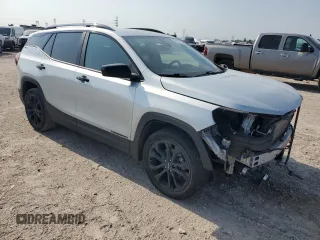 2022 GMC Terrain SLE z VIN 3GKALMEV5NL172353, wystawiony jako Copart lot #74678974 z przebiegiem 41 693 mil mil oraz Szkoda całkowita • Salvage title. Historia ofert i sprzedaży dostępna na DreamBid. Obrazek 4.