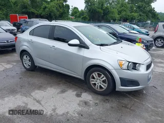 2014 Chevrolet Sonic LT с VIN 1G1JC5SG3E4103571, выставлен на аукционе IAAI как лот 42534404 с пробегом 160 436 миль миль и . История ставок и продаж доступна на DreamBid. Изображение 1.