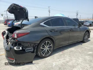 2022 Lexus ES 300h with VIN 58ADA1C14NU017588, listed as a Copart auction lot 60114915 with 110,205 mi miles and Salvage title. Bid and sale history available at DreamBid. Image 3.