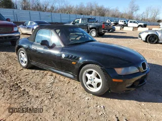 1997 BMW 3 Series 1.9L with VIN 4USCH7327VLB81144, listed as a Copart auction lot 43584115 with 205,786 mi miles and Salvage Title. Bid and sale history available at carsss.com. Image 4.