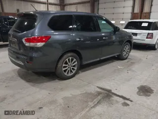2014 Nissan Pathfinder SV with VIN 5N1AR2MM2EC617341, listed as a IAAI auction lot 41980281 with 157,880 mi miles. Bid and sale history available at carsss.com. Image 4.