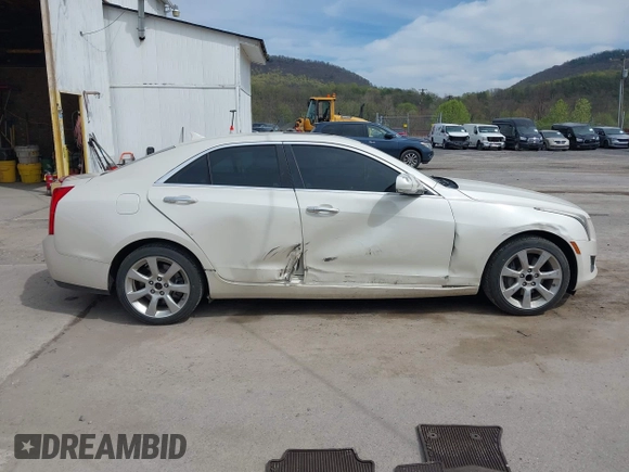 2014 Cadillac ATS Luxury RWD z VIN 1G6AB5RX6E0130600, wystawiony jako IAAI lot #42094510 z przebiegiem 122 872 mil mil oraz . Historia ofert i sprzedaży dostępna na DreamBid. Obrazek 13.