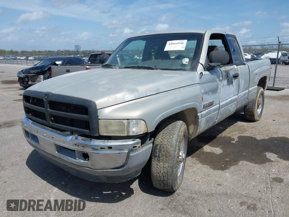 2000 Dodge Ram 2500 with VIN 3B7KC236XYG131214, listed as a IAAI auction lot 41816946 with 1 mi miles. Bid and sale history available at carsss.com. Image 2.