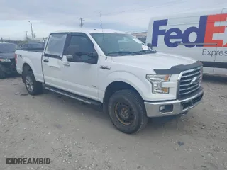 2015 Ford F-150 XLT w/HD Payload Pkg with VIN 1FTFW1EG5FKD45591, listed as a IAAI auction lot 41358244 with 134,081 mi miles. Bid and sale history available at carsss.com. Image 1.