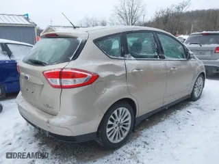 2018 Ford C-Max Hybrid SE with VIN 1FADP5AU6JL102999, listed as a IAAI auction lot 41631419 with 110,155 mi miles. Bid and sale history available at carsss.com. Image 4.