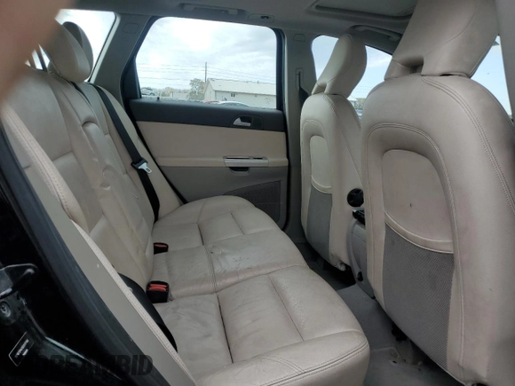 2011 Volvo V50 с VIN YV1672MW5B2617766, выставлен на аукционе Copart как лот 76826374 с пробегом 131 204 миль миль и Списание • Salvage title. История ставок и продаж доступна на DreamBid. Изображение 11.