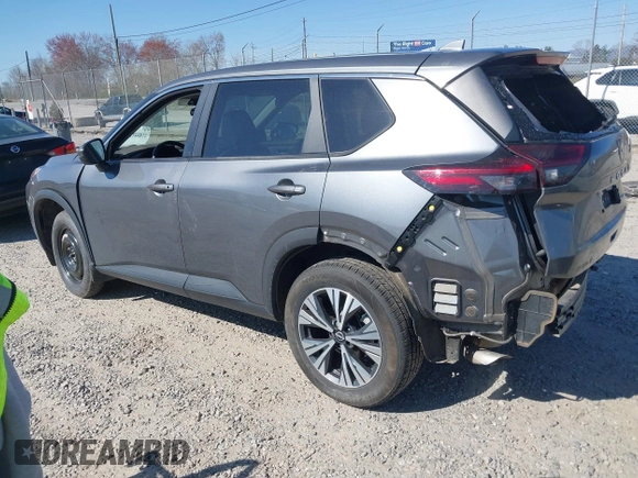 2022 Nissan Rogue SV with VIN 5N1BT3BB6NC702762, listed as a IAAI auction lot 41884129 with 30,029 mi miles. Bid and sale history available at carsss.com. Image 3.