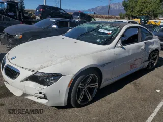 2010 BMW M6 z VIN WBSEH9C52ACY25220, wystawiony jako Copart lot #80767324 z przebiegiem Nie podano mil oraz Szkoda całkowita • Salvage title. Historia ofert i sprzedaży dostępna na DreamBid. Obrazek 1.