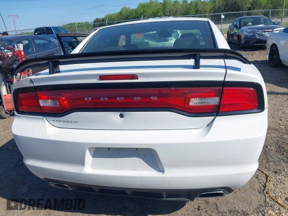 2013 Dodge Charger SE with VIN 2C3CDXBG8DH622498, listed as a IAAI auction lot 41967786 with 143,514 mi miles. Bid and sale history available at carsss.com. Image 16.