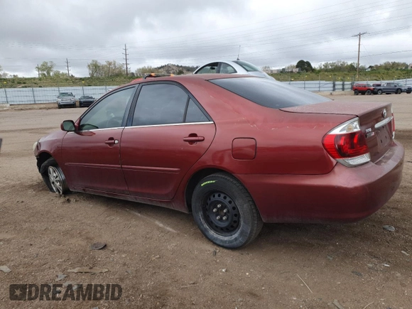 2006 Toyota Camry LE z VIN 4T1BF32K56U116492, wystawiony jako Copart lot #55510535 z przebiegiem 195 548 mil mil oraz Szkoda całkowita • Salvage title. Historia ofert i sprzedaży dostępna na DreamBid. Obrazek 2.