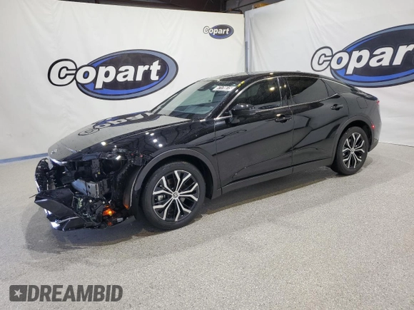 2024 Toyota Crown XLE with VIN JTDAAAAF6R3026463, listed as a Copart auction lot 57176615 with 27,527 mi miles and Clean title. Bid and sale history available at DreamBid. Image 1.