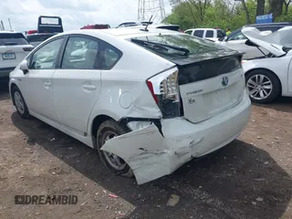 2011 Toyota Prius I z VIN JTDKN3DU9B1363774, wystawiony jako IAAI lot #42153950 z przebiegiem 104 319 mil mil oraz . Historia ofert i sprzedaży dostępna na DreamBid. Obrazek 6.