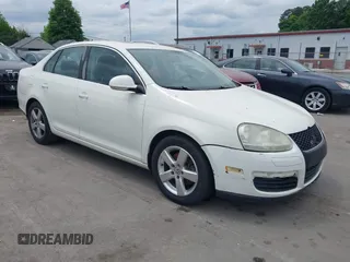 2008 Volkswagen Jetta SE с VIN 3VWRM71K28M091394, выставлен на аукционе IAAI как лот 42113315 с пробегом 168 750 миль миль и . История ставок и продаж доступна на DreamBid. Изображение 1.