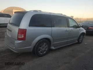 2009 Chrysler Town & Country Limited with VIN 2A8HR64X09R639431, listed as a Copart auction lot 82399994 with 194,597 mi miles and Salvage Title. Bid and sale history available at carsss.com. Image 3.
