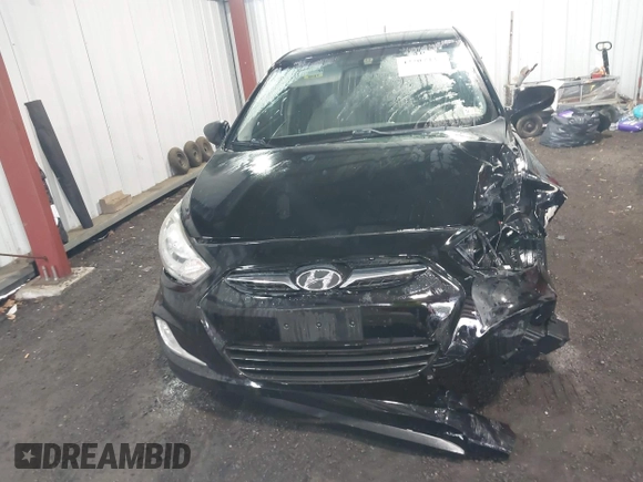 2012 Hyundai Accent GLS z VIN KMHCU4AEXCU059553, wystawiony jako IAAI lot #42207435 z przebiegiem 122 796 mil mil oraz . Historia ofert i sprzedaży dostępna na DreamBid. Obrazek 12.