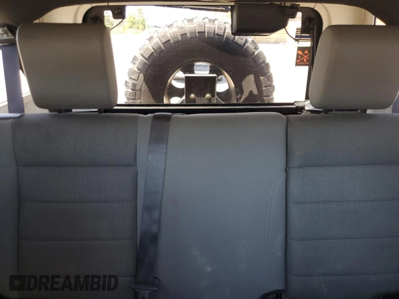 2007 Jeep Wrangler Unlimited Sahara with VIN 1J4GA59187L186314, listed as a Copart auction lot 55437405 with 228,177 mi miles and Clean title. Bid and sale history available at DreamBid. Image 10.