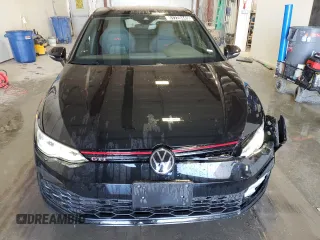 2024 Volkswagen GTI S z VIN WVWGA7CD1RW219885, wystawiony jako Copart lot #61720445 z przebiegiem 16 009 mil mil oraz Czysty tytuł • Clean title. Historia ofert i sprzedaży dostępna na DreamBid. Obrazek 5.