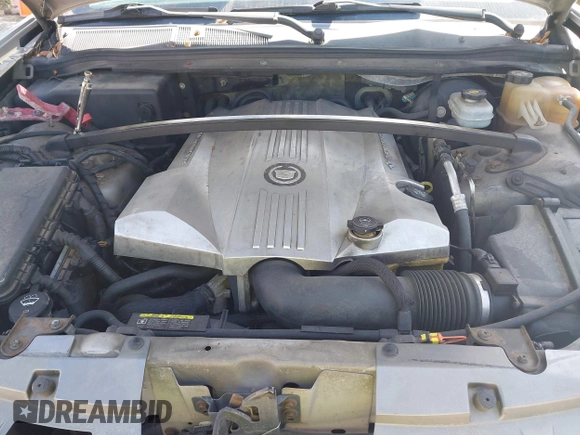 2004 Cadillac SRX with VIN 1GYEE63A840185428, listed as a IAAI auction lot 42088949 with 207,821 mi miles. Bid and sale history available at carsss.com. Image 10.